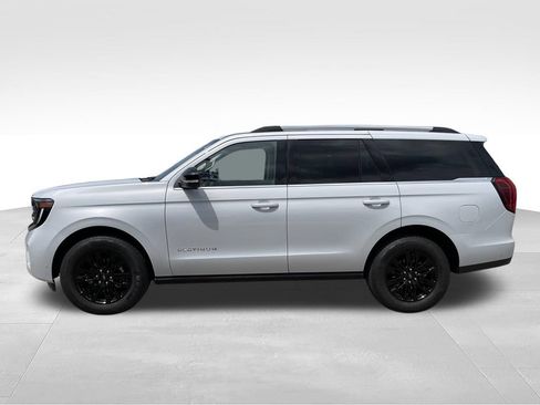 Used 2025 Ford Expedition Platinum AWD/4WD image 35