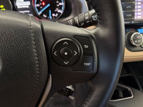 Used 2016 Toyota RAV4 XLE image 7