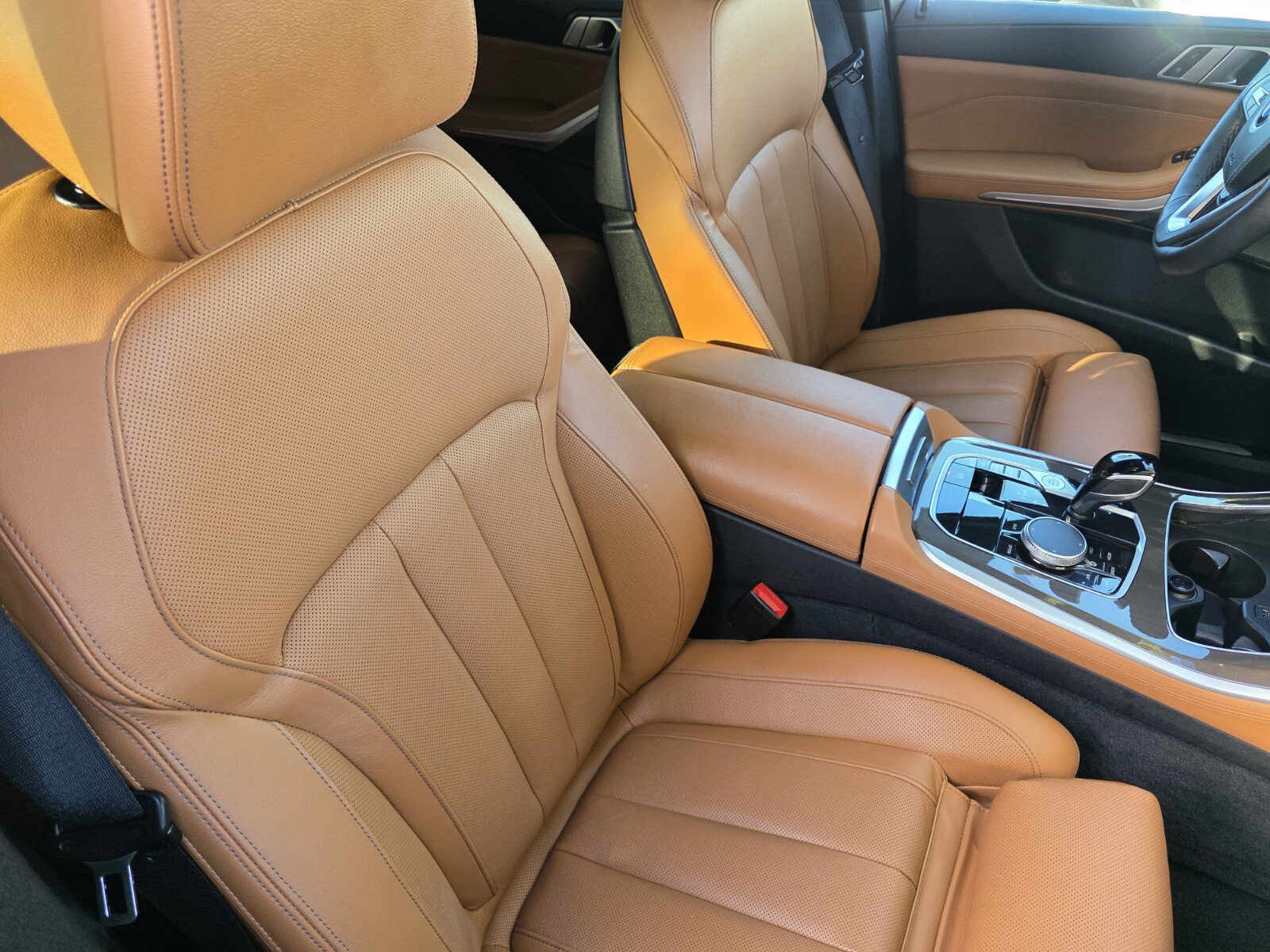 Used 2022 BMW X5 xDrive40i w/ Luxury Seating Package AWD/4WD image 28