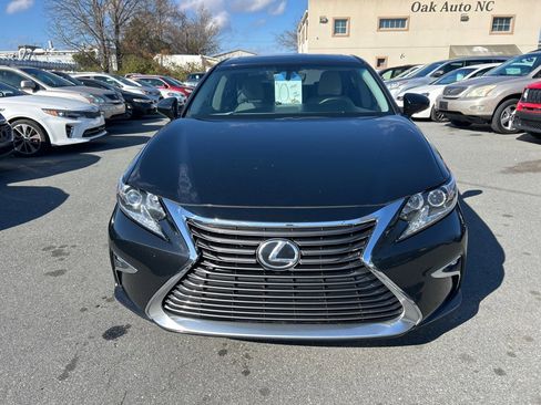 Used 2016 Lexus ES 350 image 2