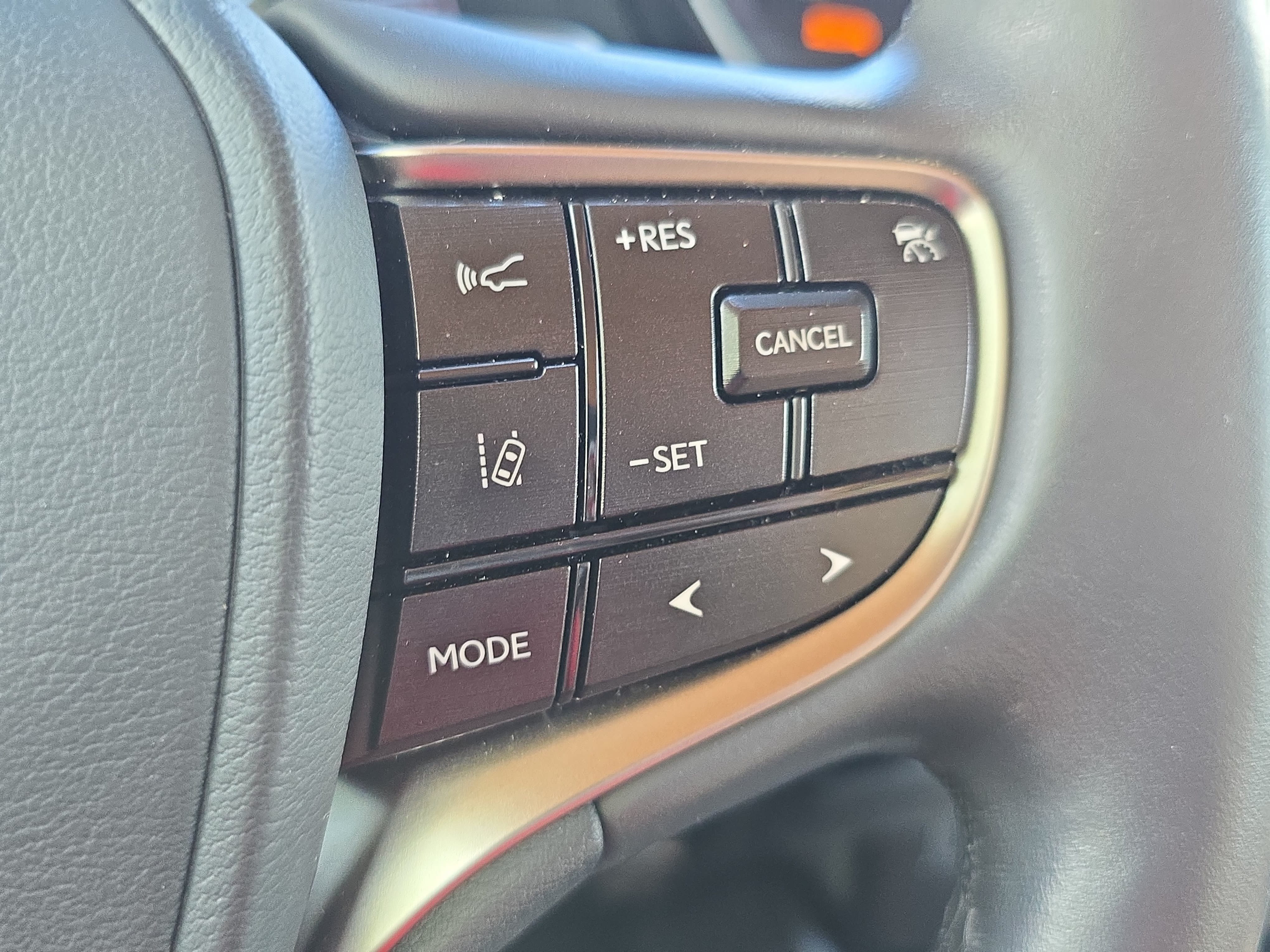 Used 2025 Lexus ES 350 w/ Premium Package FWD image 18