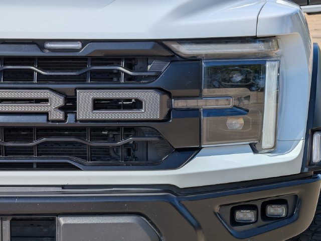 Used 2024 Ford F150 Raptor AWD/4WD image 9