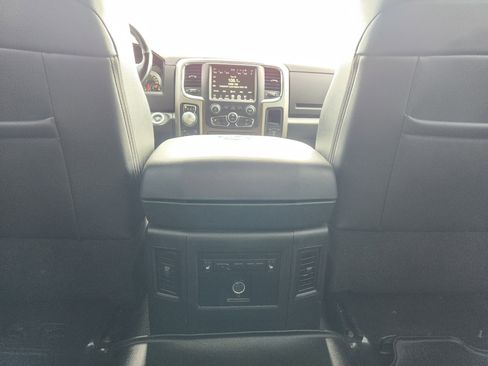 Used 2017 RAM 1500 Laramie w/ Convenience Group AWD/4WD image 13