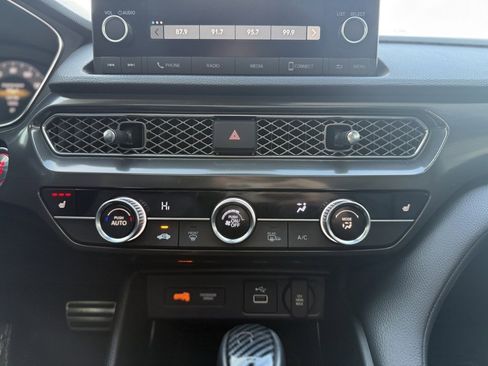 Used 2024 Acura Integra A-Spec image 16