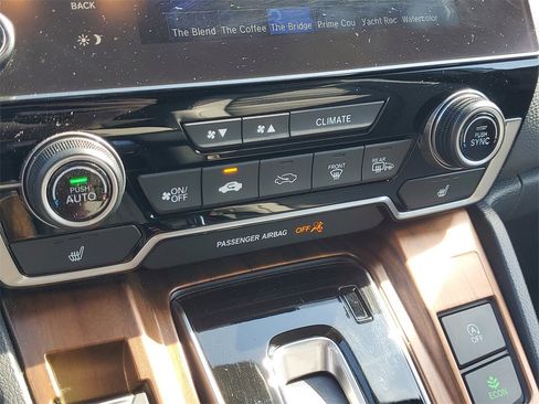 Used 2020 Honda CR-V Touring image 31