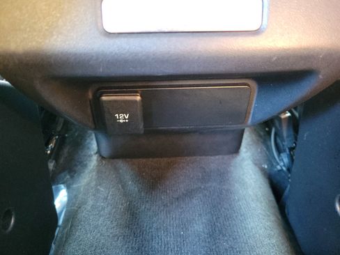 Used 2020 Land Rover Range Rover Evoque First Edition image 16