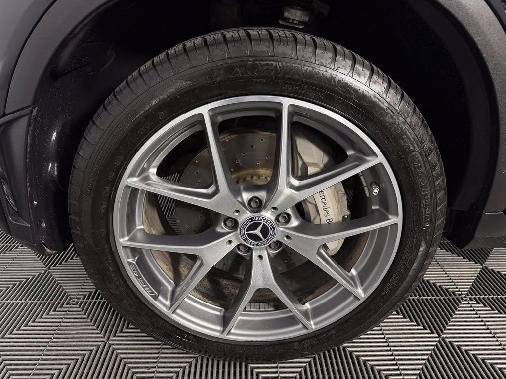 Used 2022 Mercedes-Benz GLC 300 4MATIC w/ AMG Line image 11