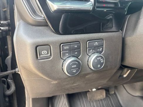 Used 2025 GMC Sierra 1500 SLE AWD/4WD image 18