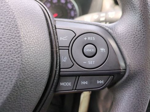 Certified 2021 Toyota RAV4 LE FWD image 23