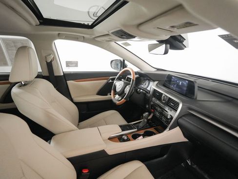 Certified 2022 Lexus RX 350 FWD w/ Premium Package image 20