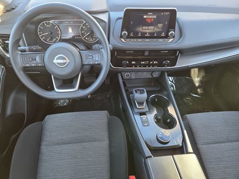 Used 2022 Nissan Rogue SV image 23