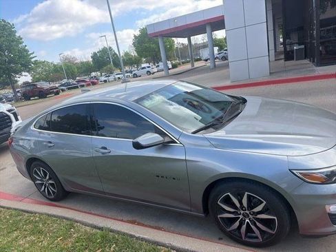 Used 2024 Chevrolet Malibu RS image 3