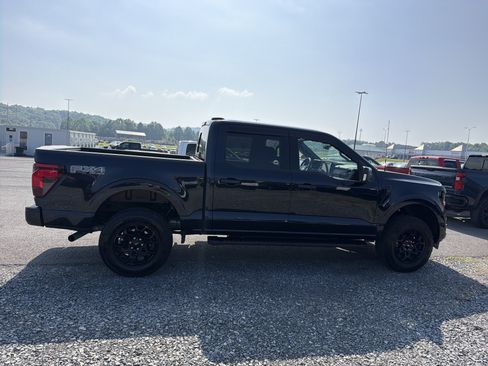 Used 2025 Ford F150 XLT w/ Equipment Group 302A MID AWD/4WD image 3