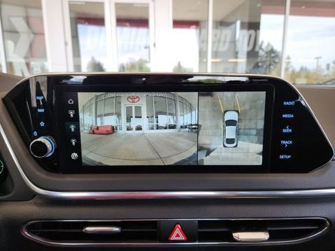 Used 2022 Hyundai Sonata Limited image 9