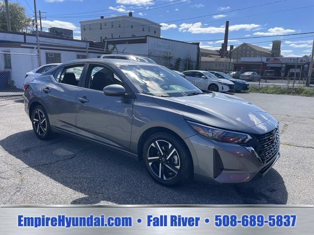 Used 2024 Nissan Sentra SV FWD image 2