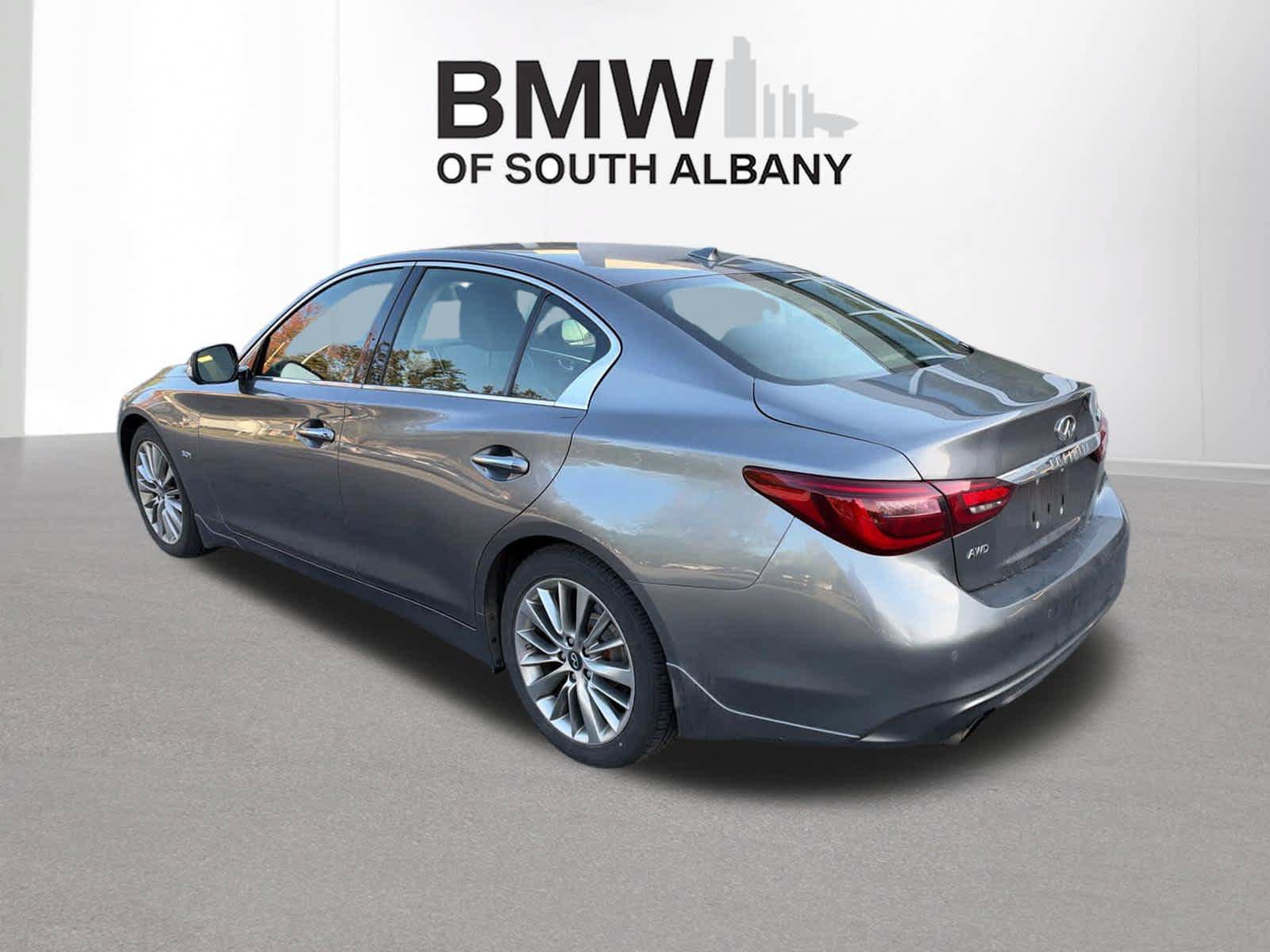 Used 2018 INFINITI Q50 Luxe w/ Sensory Package (Luxe) AWD/4WD image 3