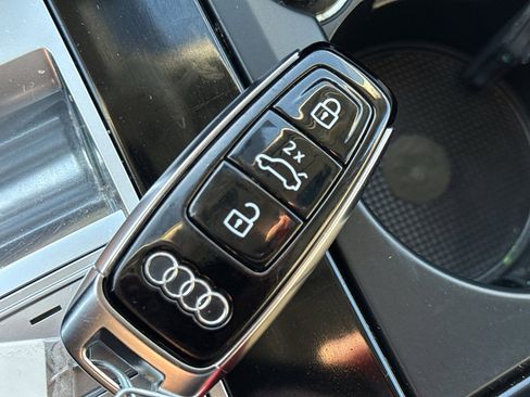 Used 2021 Audi Q7 3.0T Prestige w/ Prestige Package image 38