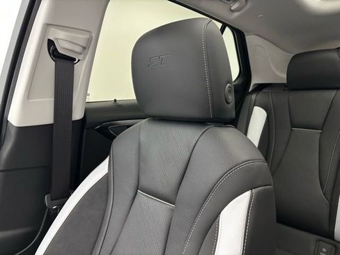 New 2026 Buick Envision Sport Touring image 43