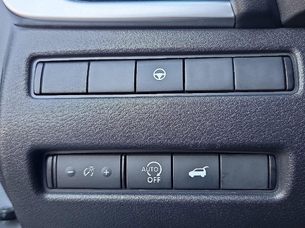 Used 2023 Nissan Rogue SL w/ SL Premium Package FWD image 20