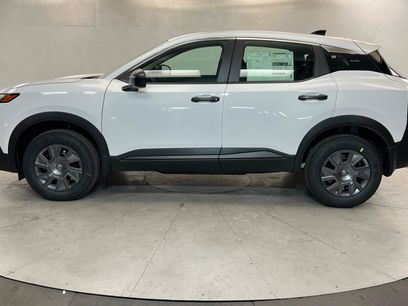 New 2026 Nissan Kicks S