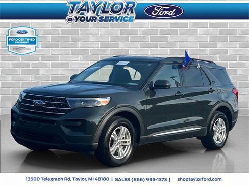 Certified 2023 Ford Explorer XLT image 1