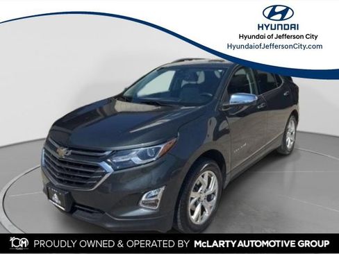Used 2020 Chevrolet Equinox Premier AWD/4WD image 1