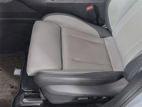 Used 2023 Subaru Outback Limited image 20