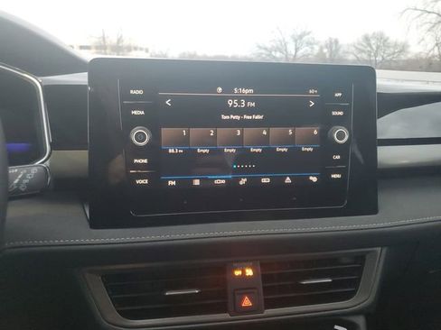 New 2026 Volkswagen Taos SE FWD image 28