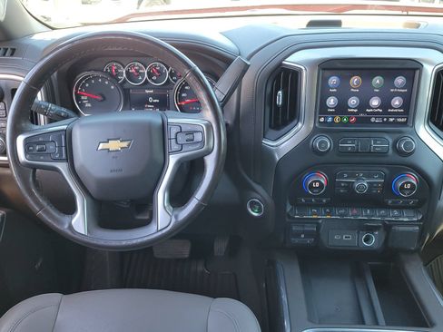 Used 2021 Chevrolet Silverado 1500 LTZ w/ LTZ Convenience Package II AWD/4WD image 10
