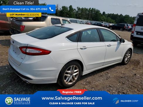 Used 2016 Ford Fusion SE FWD image 4