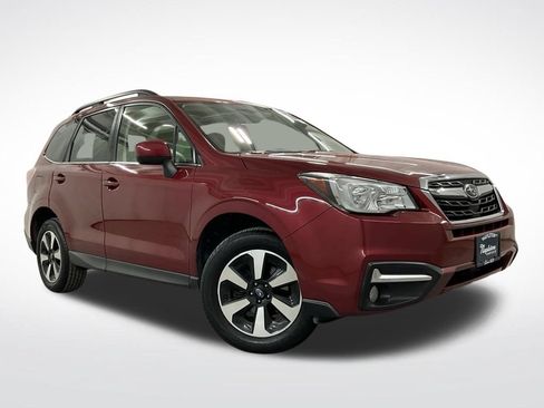 Used 2018 Subaru Forester 2.5i Limited AWD/4WD image 4