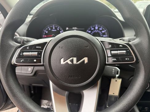 Used 2024 Kia Forte LXS image 20