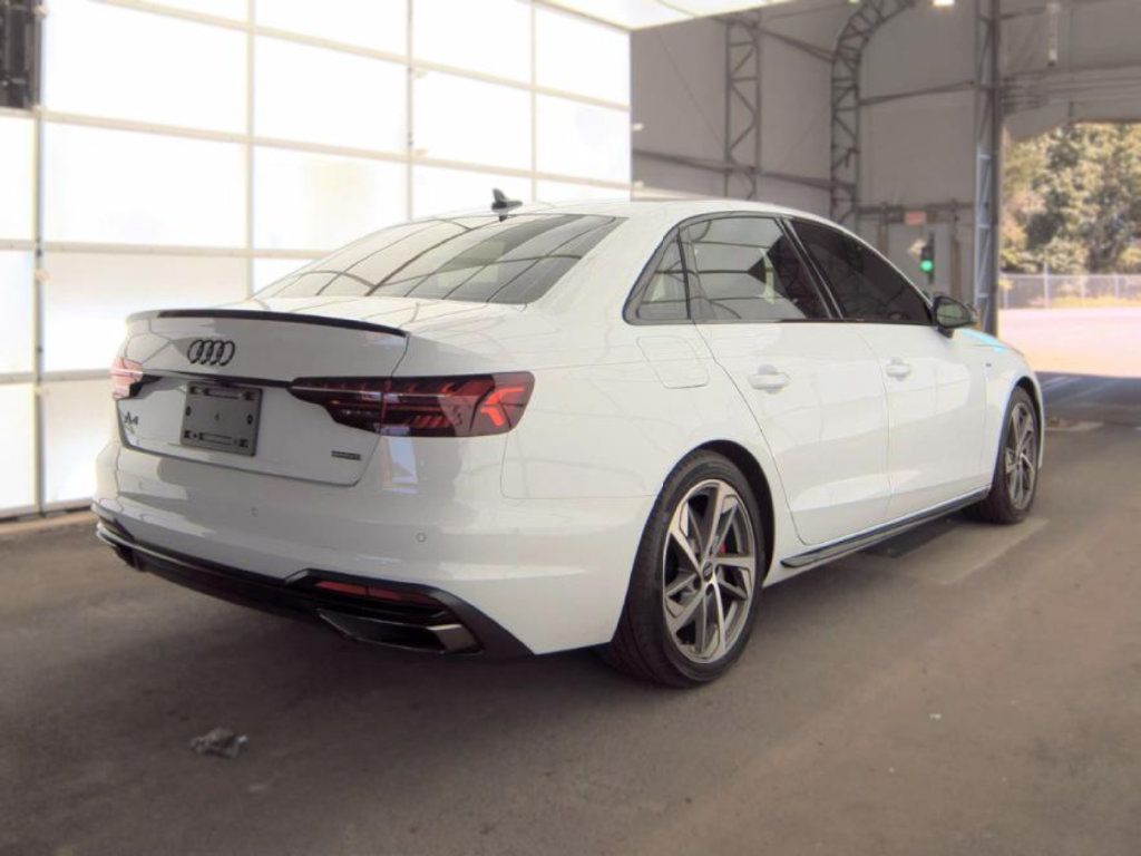Used 2024 Audi A4 2.0T Premium Plus AWD/4WD image 2