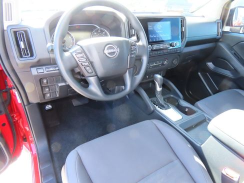 Used 2025 Nissan Frontier S image 23