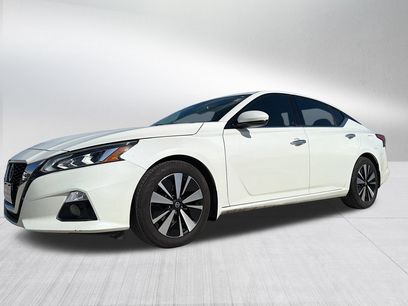 Used 2020 Nissan Altima 2.5 SV