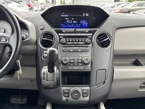 Used 2015 Honda Pilot SE image 5