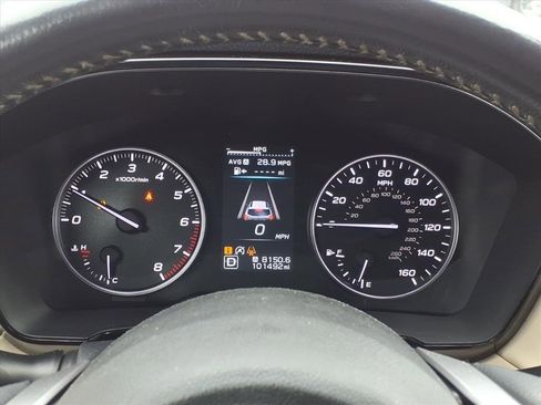 Used 2021 Subaru Outback Premium image 22