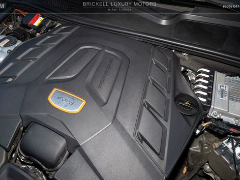 Used 2023 Porsche Cayenne GTS w/ Premium Package Plus image 38