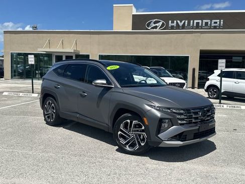 Used 2025 Hyundai Tucson Limited FWD image 1