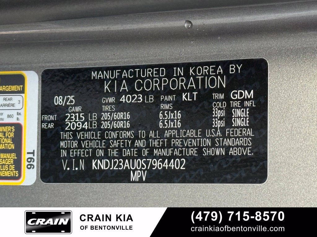 Used 2025 Kia Soul LX w/ LX Technology Package FWD image 30