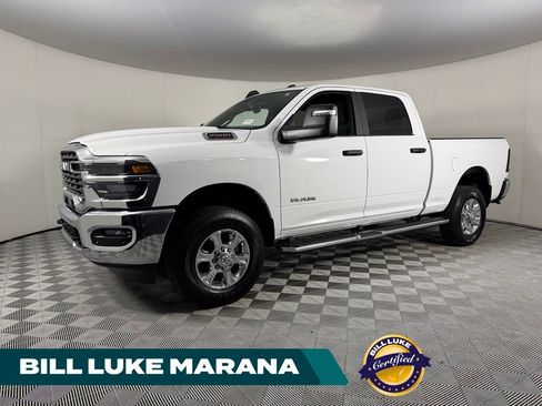 Used 2026 RAM 2500 Big Horn AWD/4WD image 1