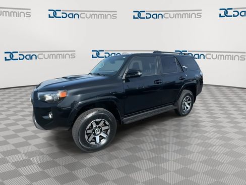 Used 2019 Toyota 4Runner TRD Off-Road Premium AWD/4WD image 4
