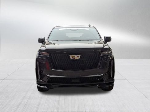 Used 2024 Cadillac Escalade V w/ Heavy-Duty Trailer Package image 2