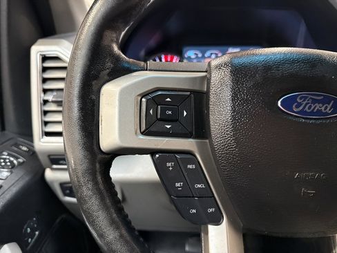 Used 2017 Ford F250 Lariat w/ Lariat Value Package image 17