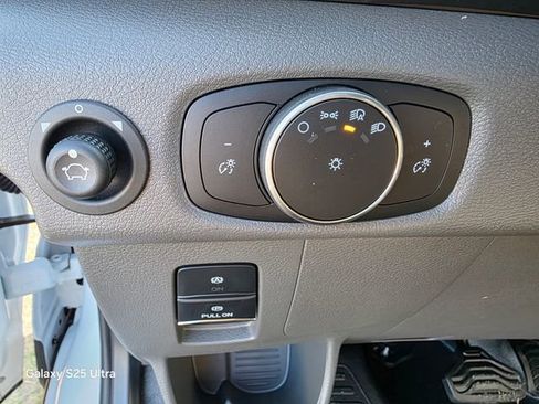 New 2026 Ford Transit 250 148 Medium Roof image 23