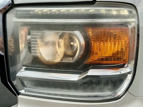 Used 2015 GMC Sierra 1500 SLT w/ SLT Crew Cab Value Package image 10