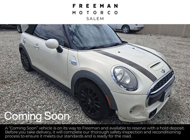 Used 2016 MINI Cooper S FWD image 1