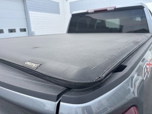 Used 2023 Chevrolet Silverado 1500 LT image 4