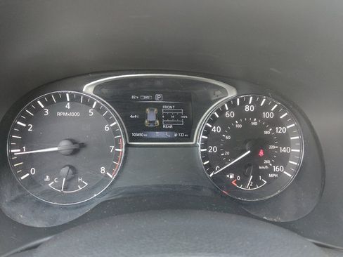 Used 2018 Nissan Pathfinder SL w/ Midnight Edition Package AWD/4WD image 23
