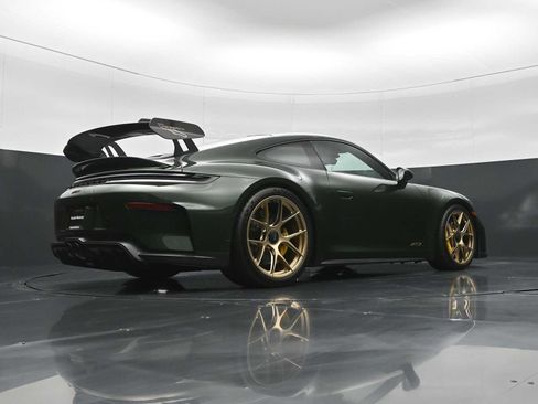 Certified 2026 Porsche 911 GT3 w/ Weissach Package RWD image 36